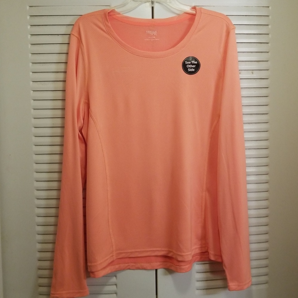 Performance tee